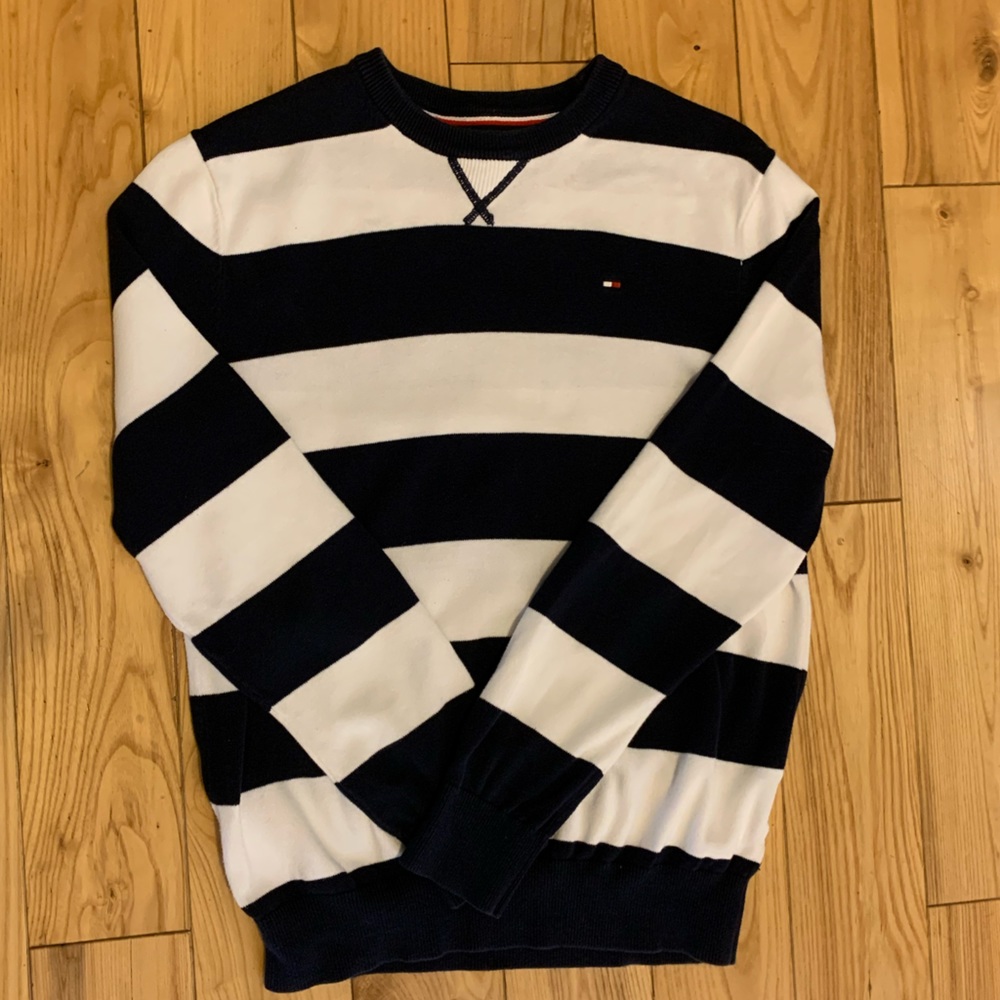 Tommy Hilfiger XS men's navy/white sweater! Excellent condition!